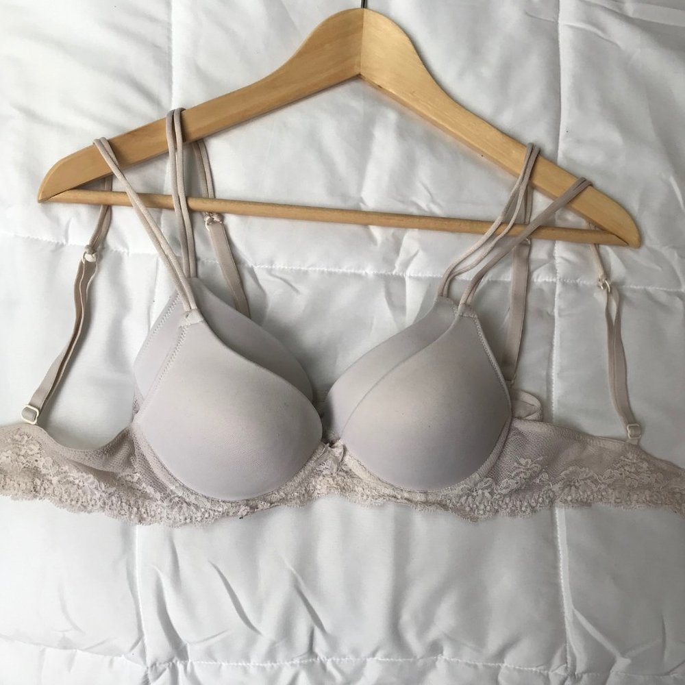 Lot of two white lace push up bras 30a